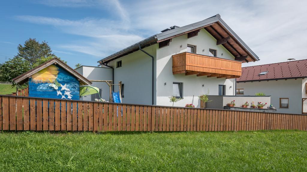 Haus Moesenlechner Apartamento Maishofen Exterior foto