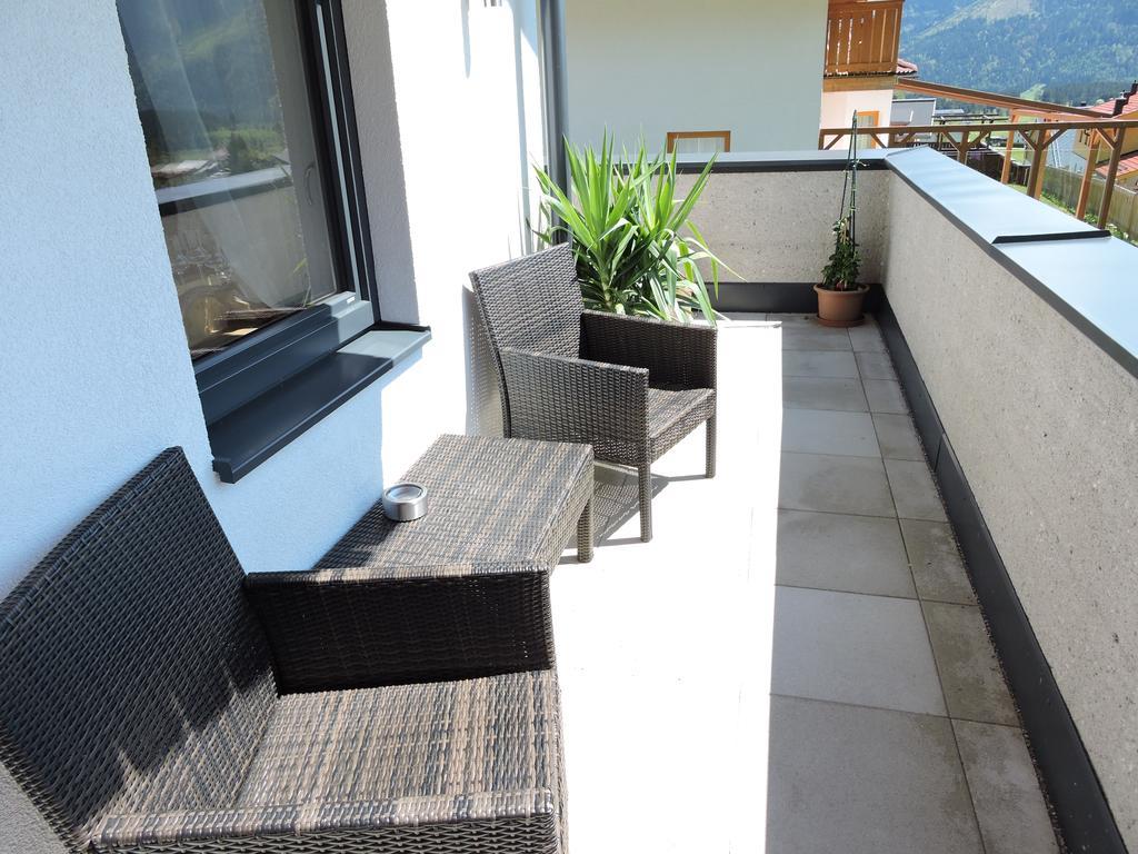Haus Moesenlechner Apartamento Maishofen Exterior foto